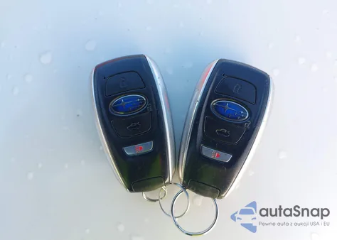 2016 Subaru Outback 2.5I Limited z USA, uszkodzony, nr VIN 4S4BSALC0G3271594